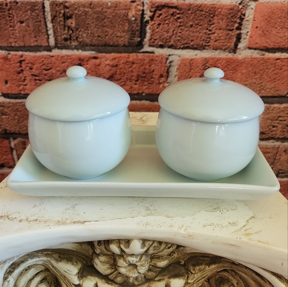 Small canisters